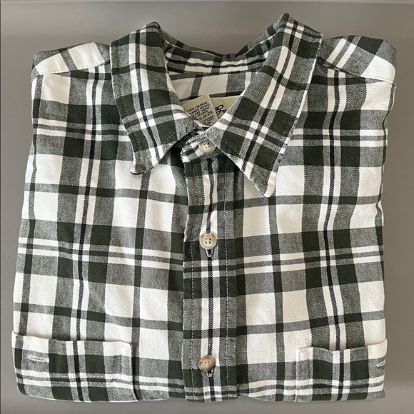 Eddie Bauer Other - Eddie Bauer Plaid Casual Button Down Shirt Green/White Size Large